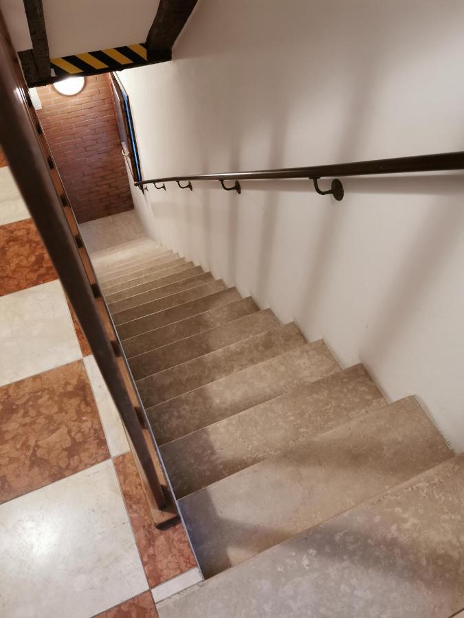 Ca Cristallina البندقية المظهر الخارجي الصورة