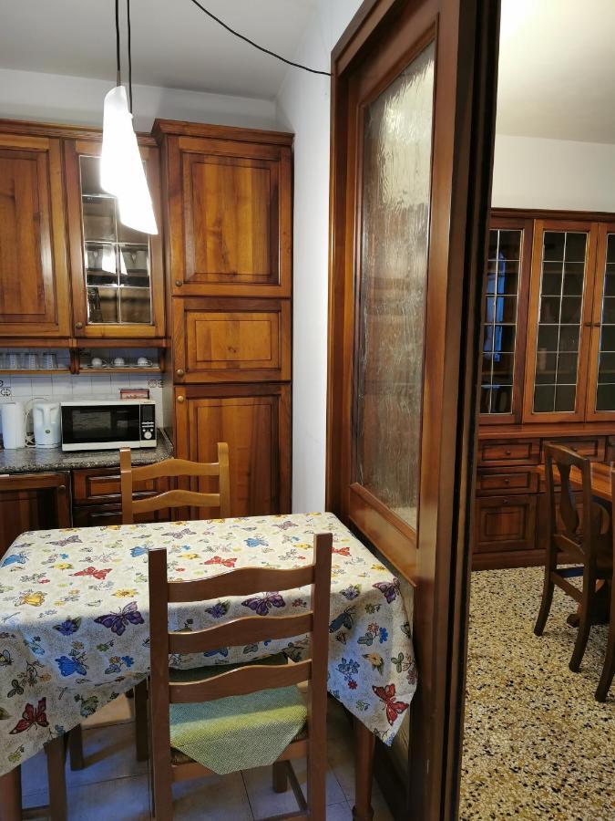 Ca Cristallina البندقية المظهر الخارجي الصورة